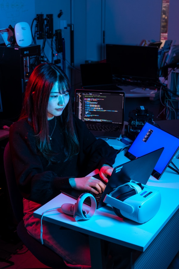 写真：越仲真子