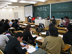 経済学部(福田ゼミ・藤野ゼミ・福井ゼミ対抗)ディベート大会結果発表!!