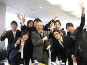 経済学部卒業生交流茶話会開催