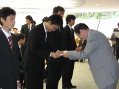 経済学部 学業成績優秀者表彰式が行われました