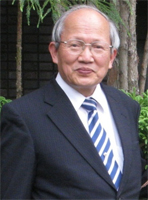 所 功 教授退