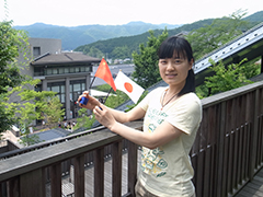 経営学部のテイ ブンウンさんが平成26年度張鳳俊奨学基金 奨学生として採用