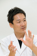 植物オルガネラゲノム研究センター員 (総合生命科学部 生命システム学科 教授)佐藤 賢一 植物オルガネラゲノム研究センター員 (総合生命科学部 生命システム学科 教授)佐藤 賢一