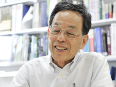 総合生命科学部 生命システム学科 教授 伊藤 維昭