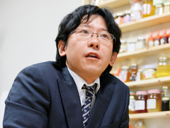 総合生命科学部 生命資源環境学科 准教授 高橋 純一