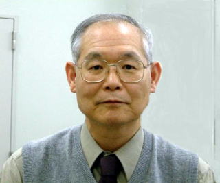 坪井泰住教授