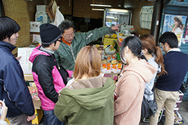 京都産業大学ボランティアセンター「まちの魅力再発見!『てくてく新大宮』」 京都産業大学ボランティアセンター「まちの魅力再発見!『てくてく新大宮』」
