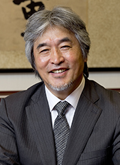 山極 壽一氏