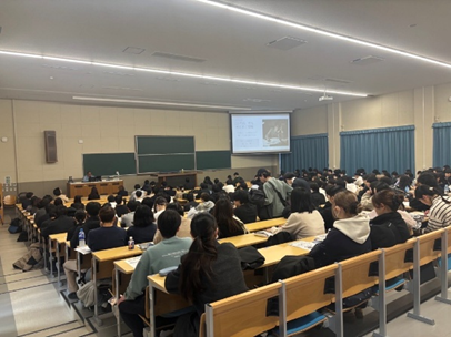 辻村氏による基調講演の様子