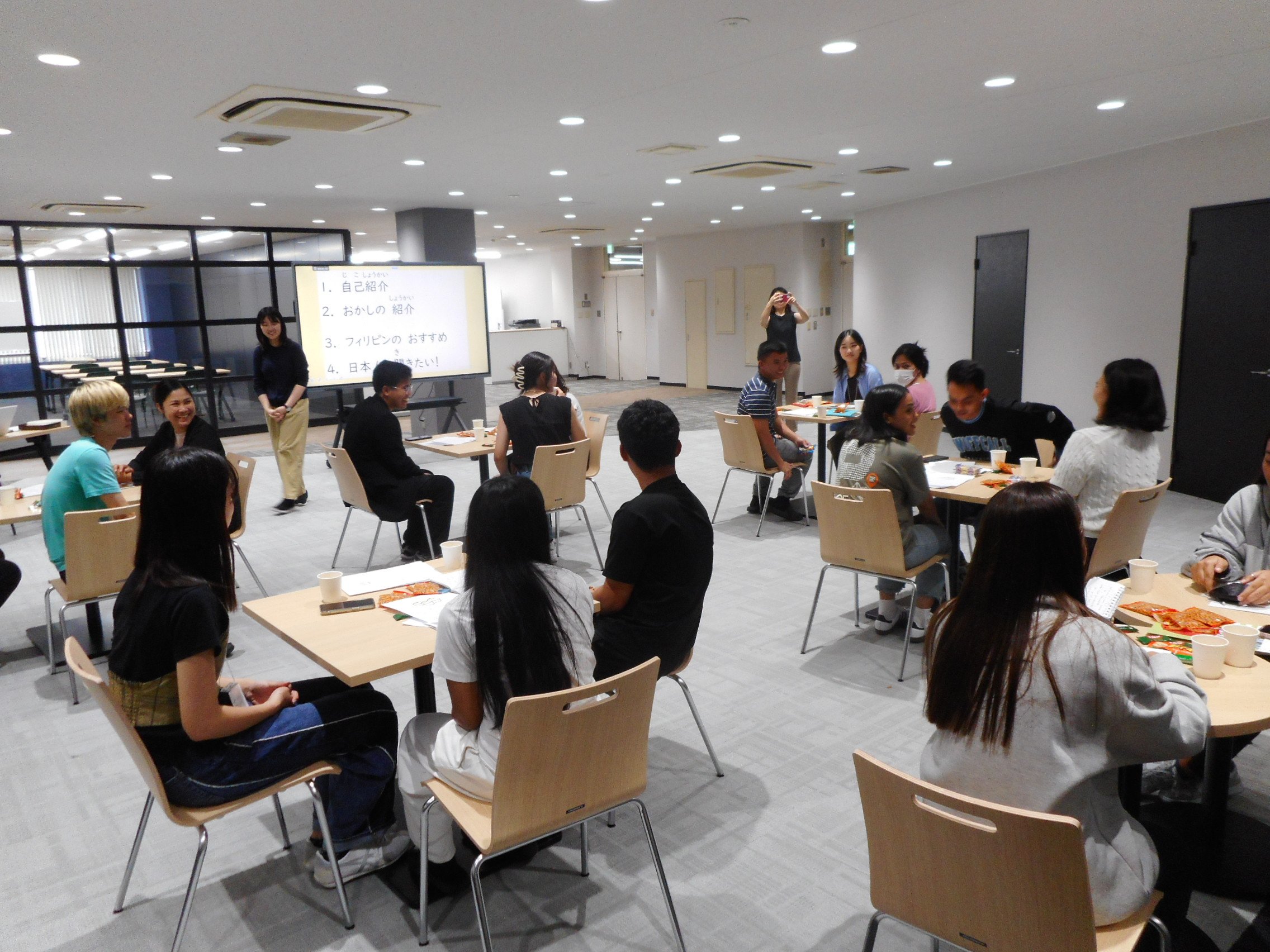 日本語学校、外国人集住地域でのフィールドワークを実施しました