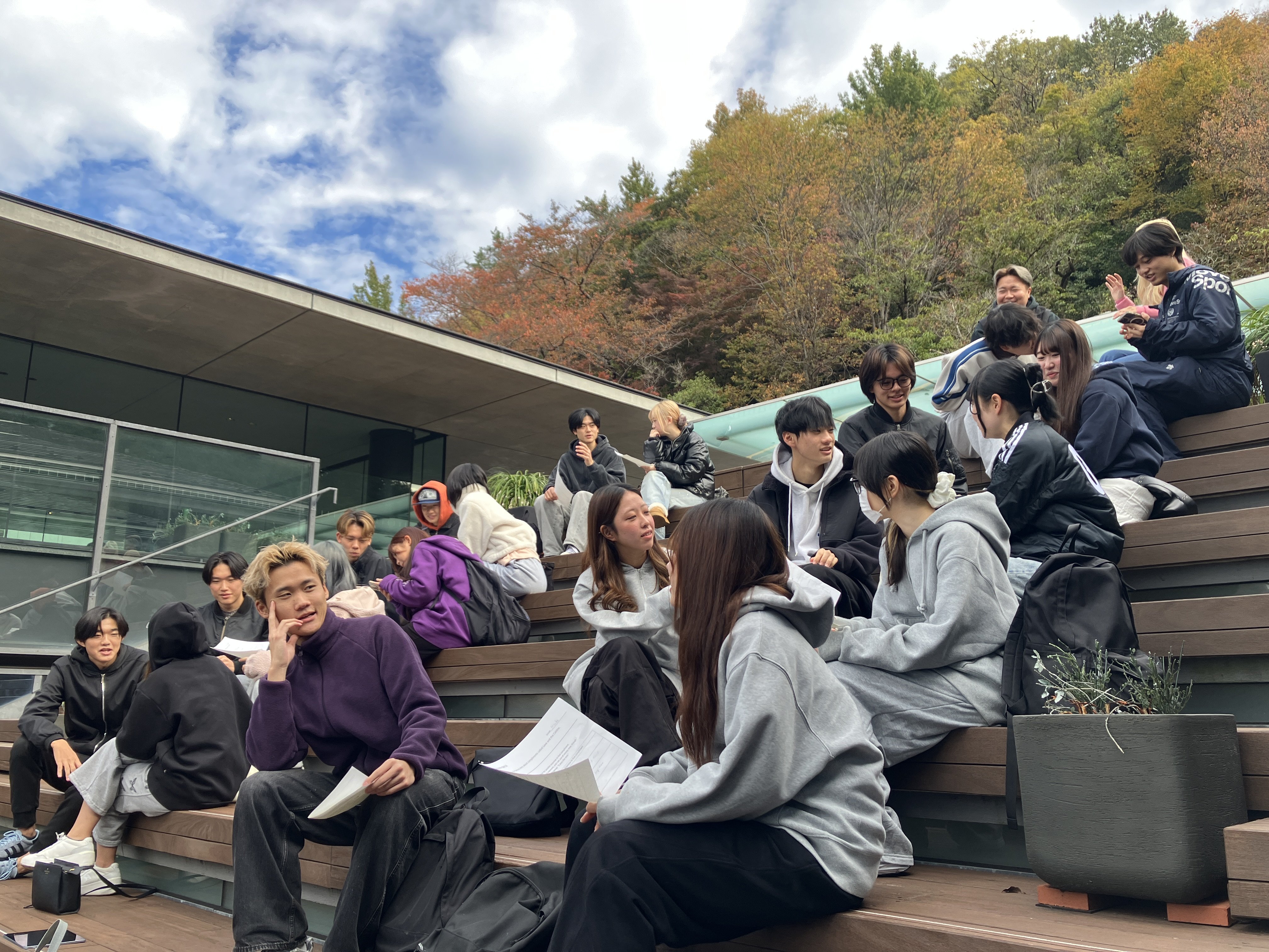 秋の英語学科 Intensive English B の授業風景