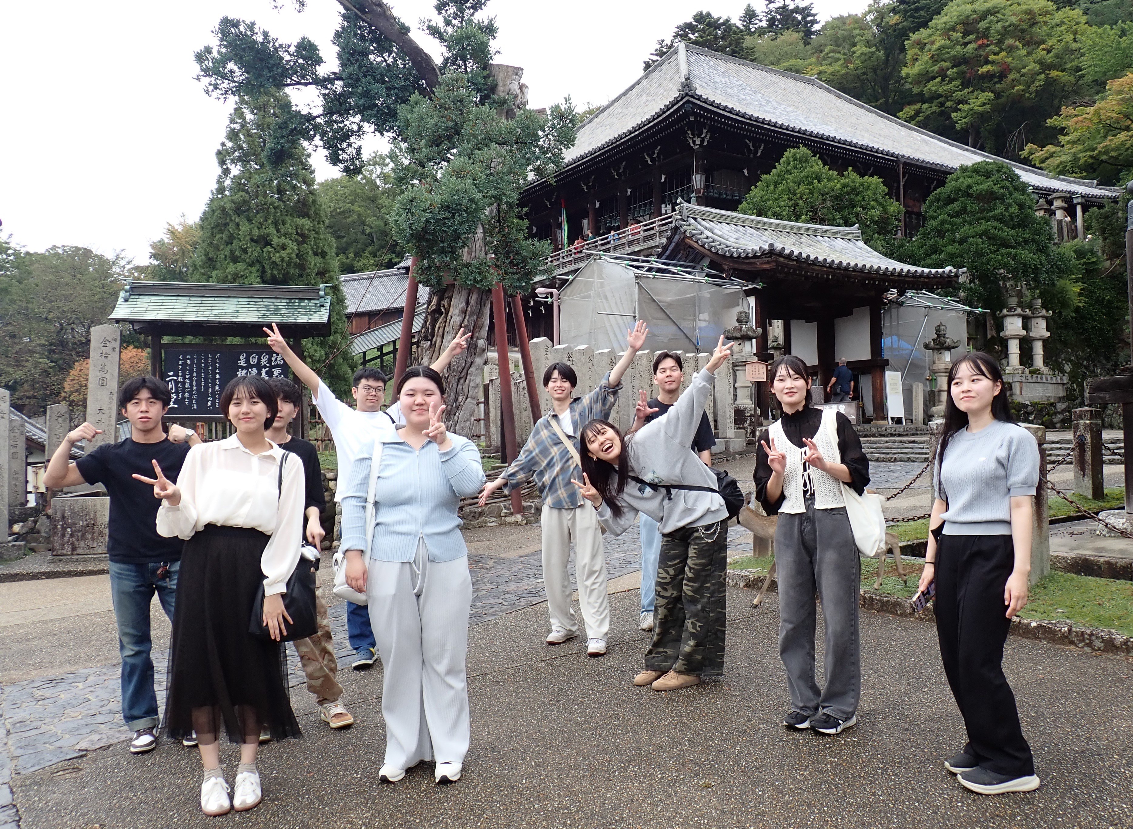 東大寺二月堂にて