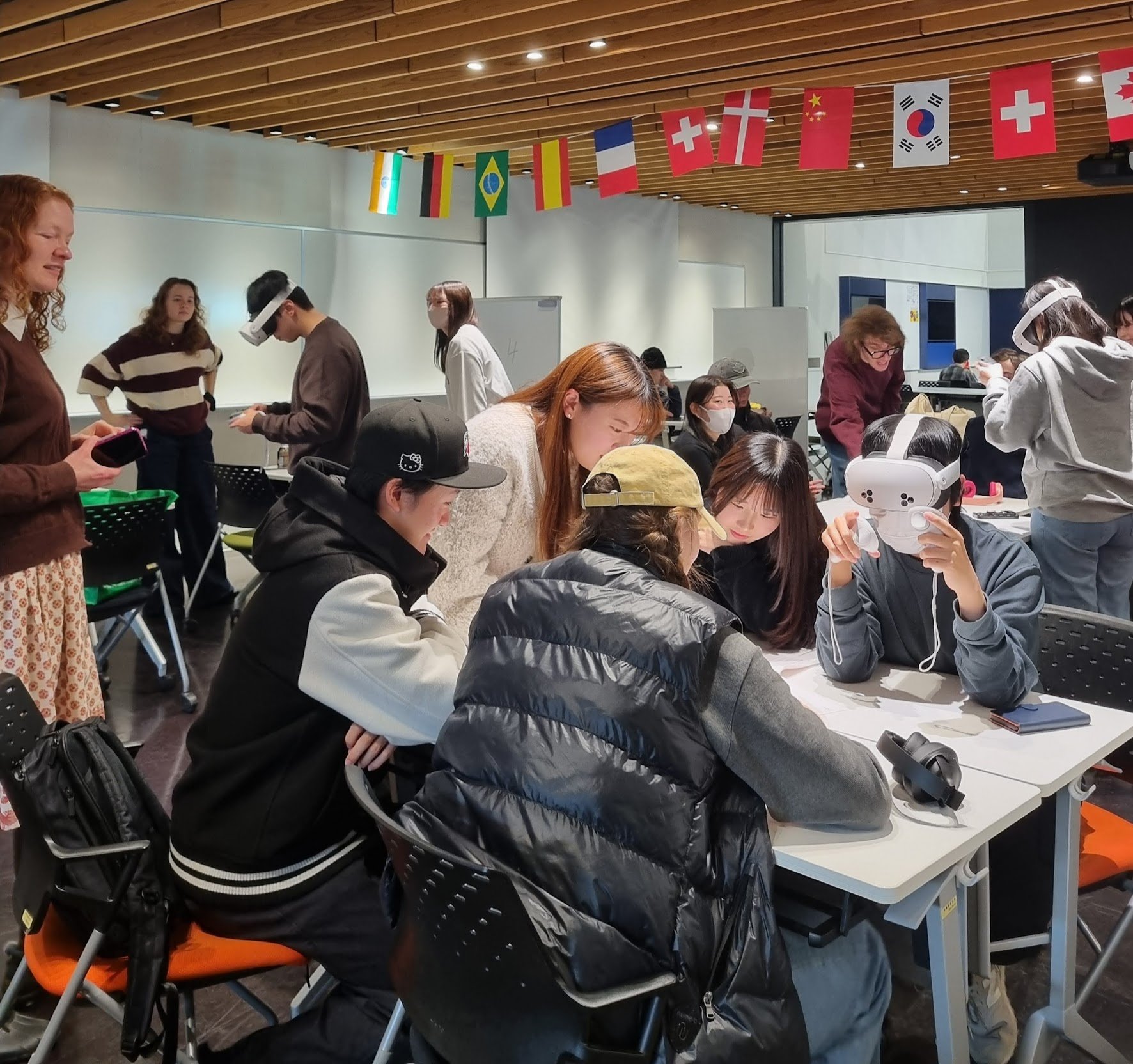 英語学科 VRゲームワークショップを開催しました