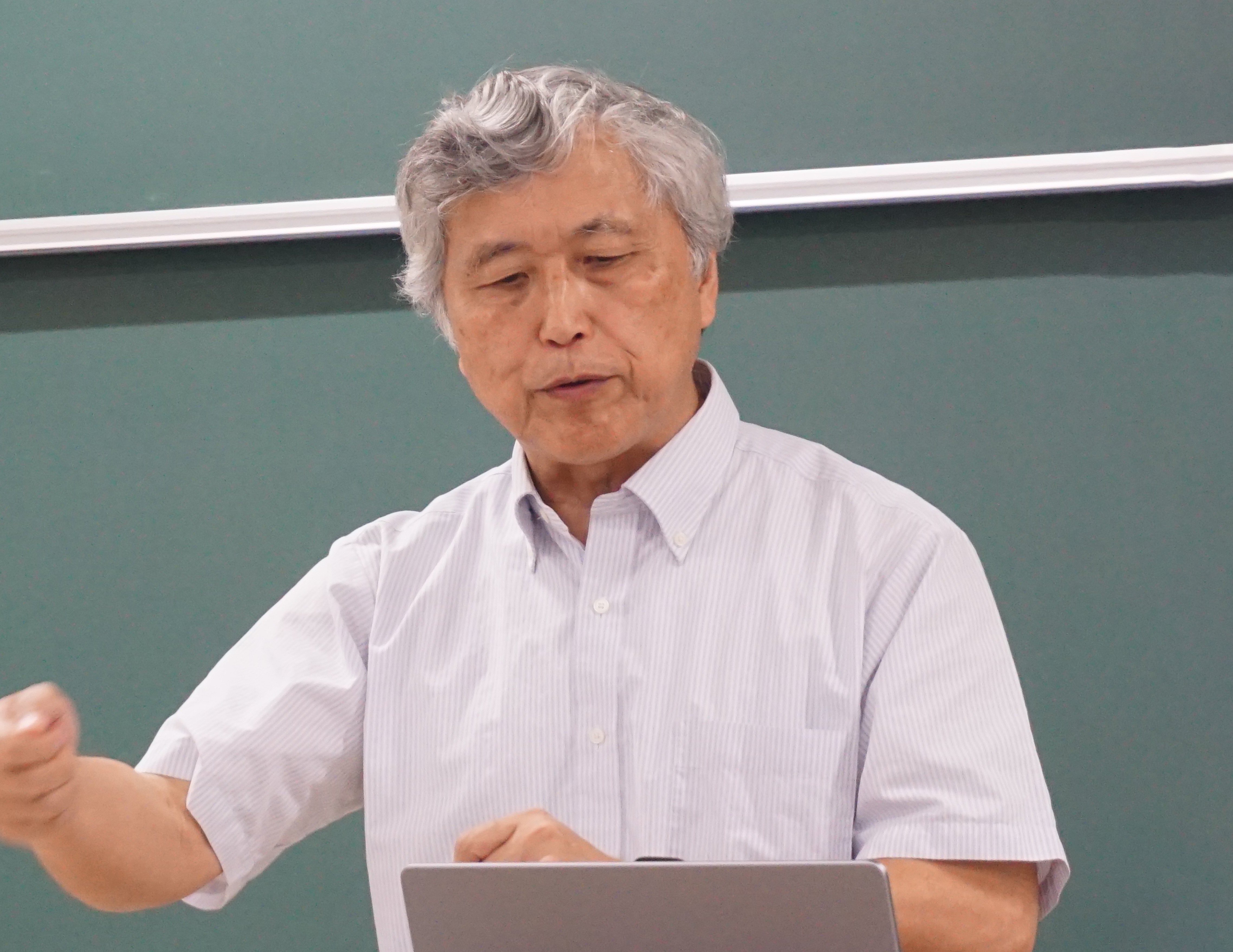数理科学科 学生向け談話会を開催しました