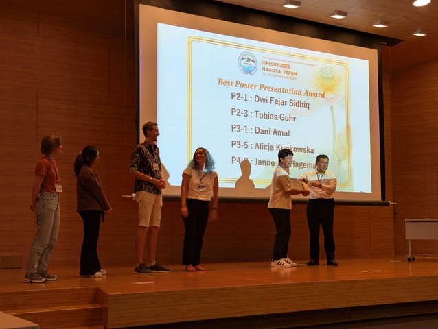生命科学研究科 博士後期課程Dwi Fajar SIdhiqさんが、国際学会ISPLORE2025で、Best Poster Presentation Awardを受賞しました。