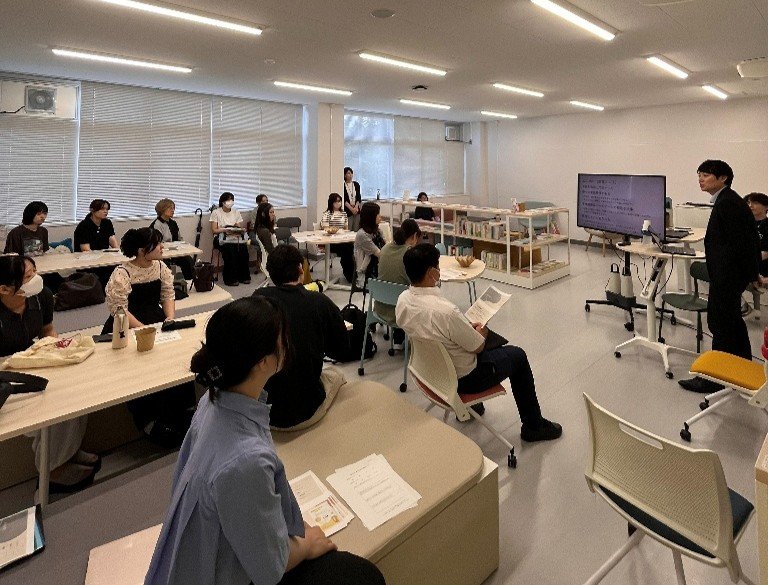 コミュニティスペース「リビング」で男性育休に関する学生主催イベントを実施しました