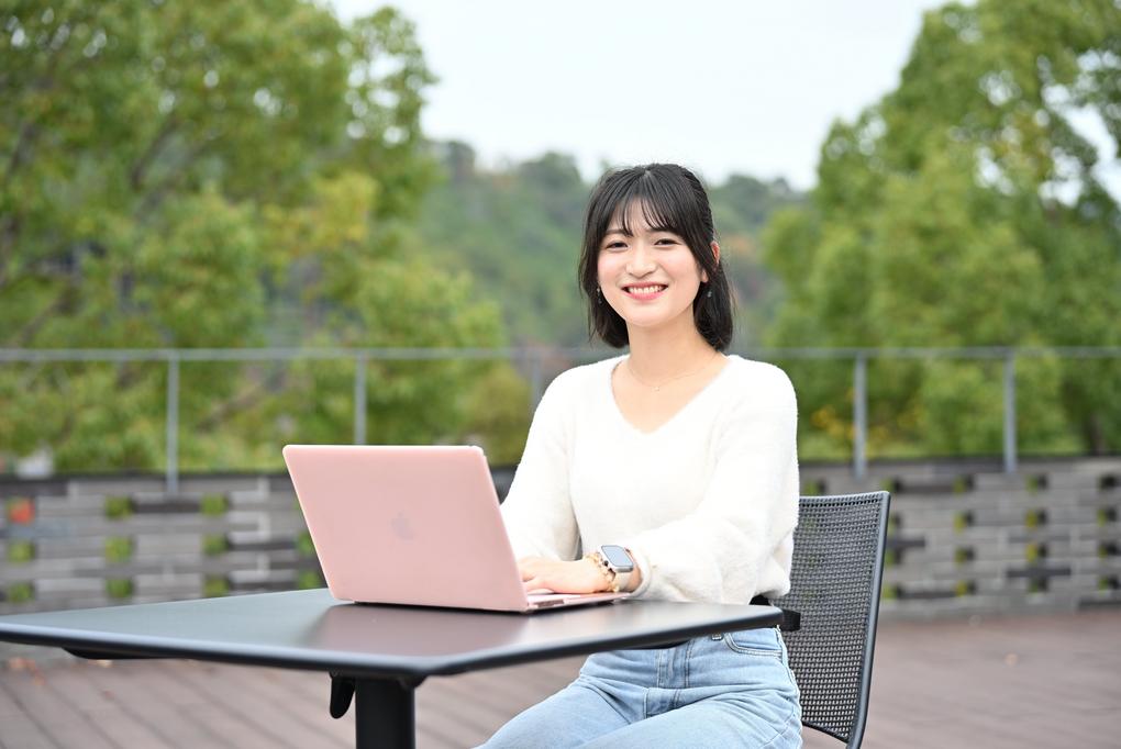 先輩の声法学部2