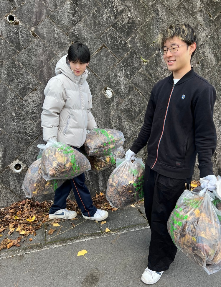 和やかな清掃活動