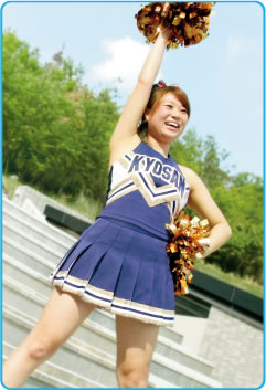 外国語学部3年次生(京都府立莵道高校出身)中野 智子さん