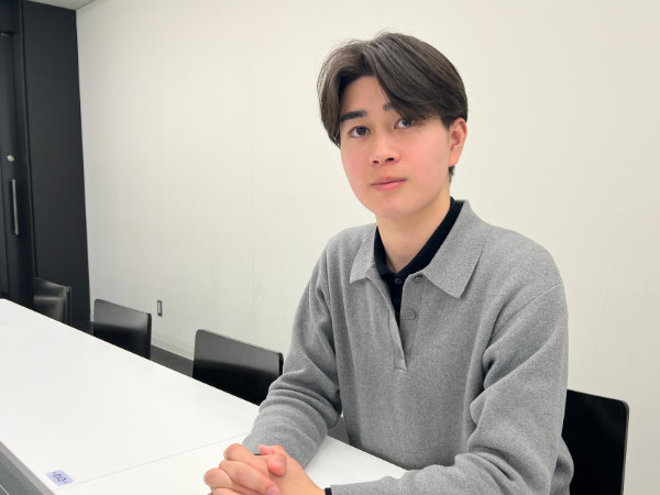 グリークラブ2年次の岡本 透さん